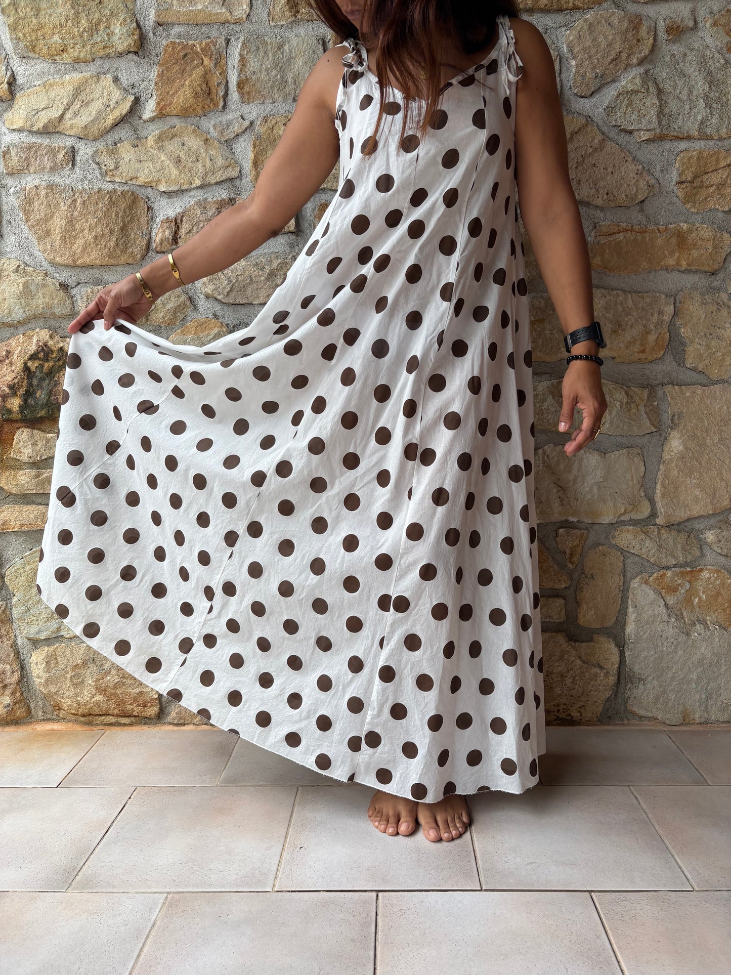 Robe Blanche À Pois Marron